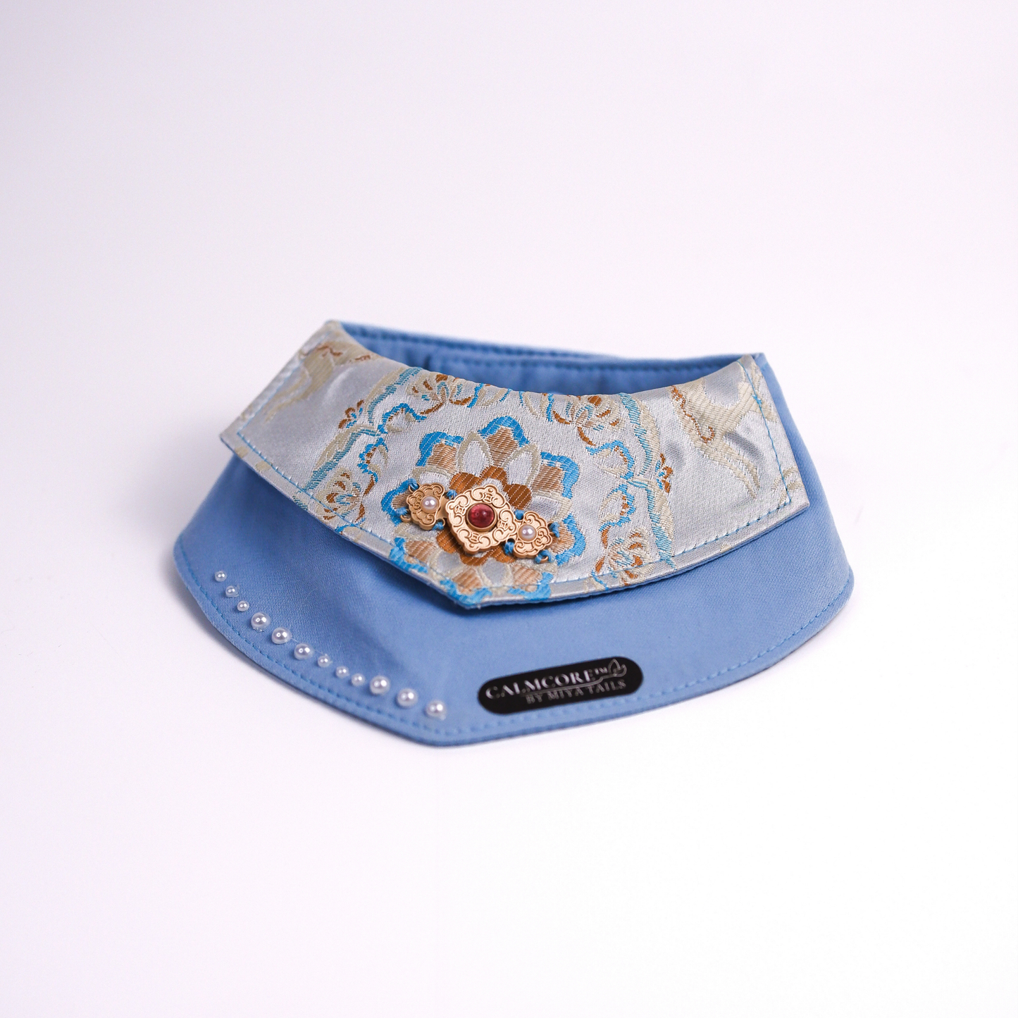 CalmCore™ · Pale Blue Stillness| 浅蓝静序