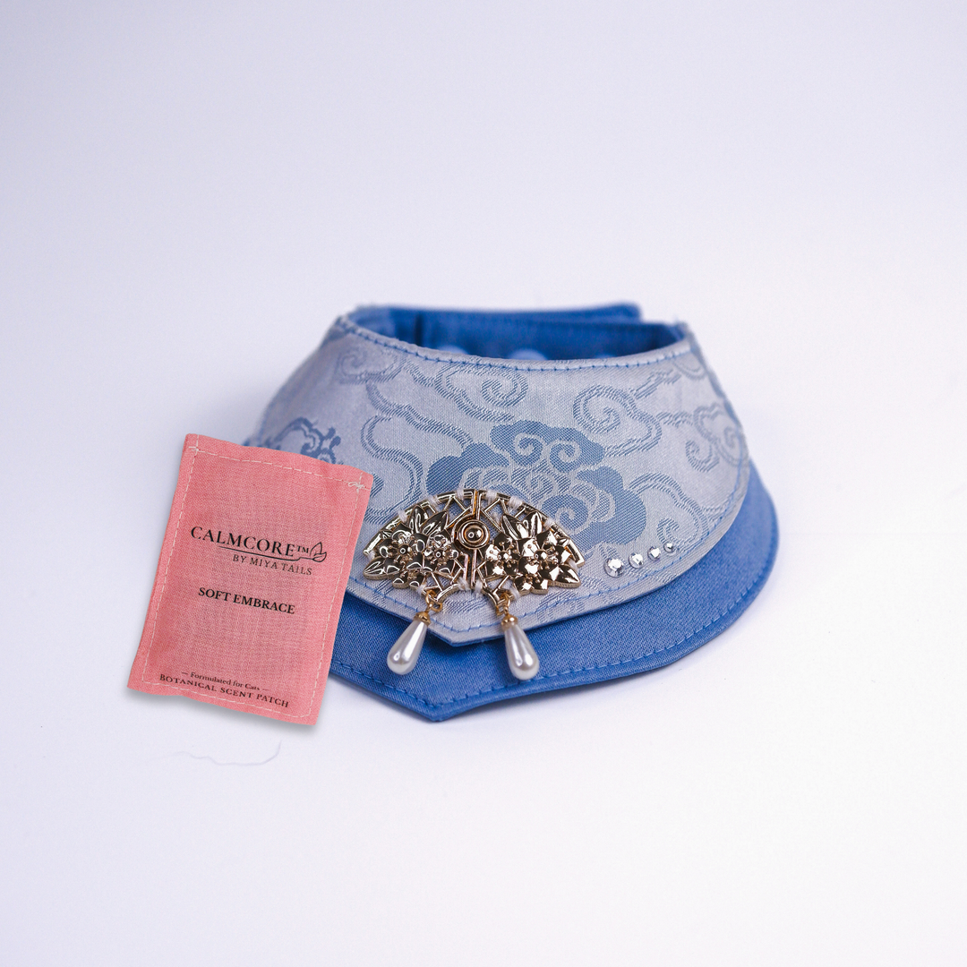 Signature Bib No.02 – Mist Blue Cloud