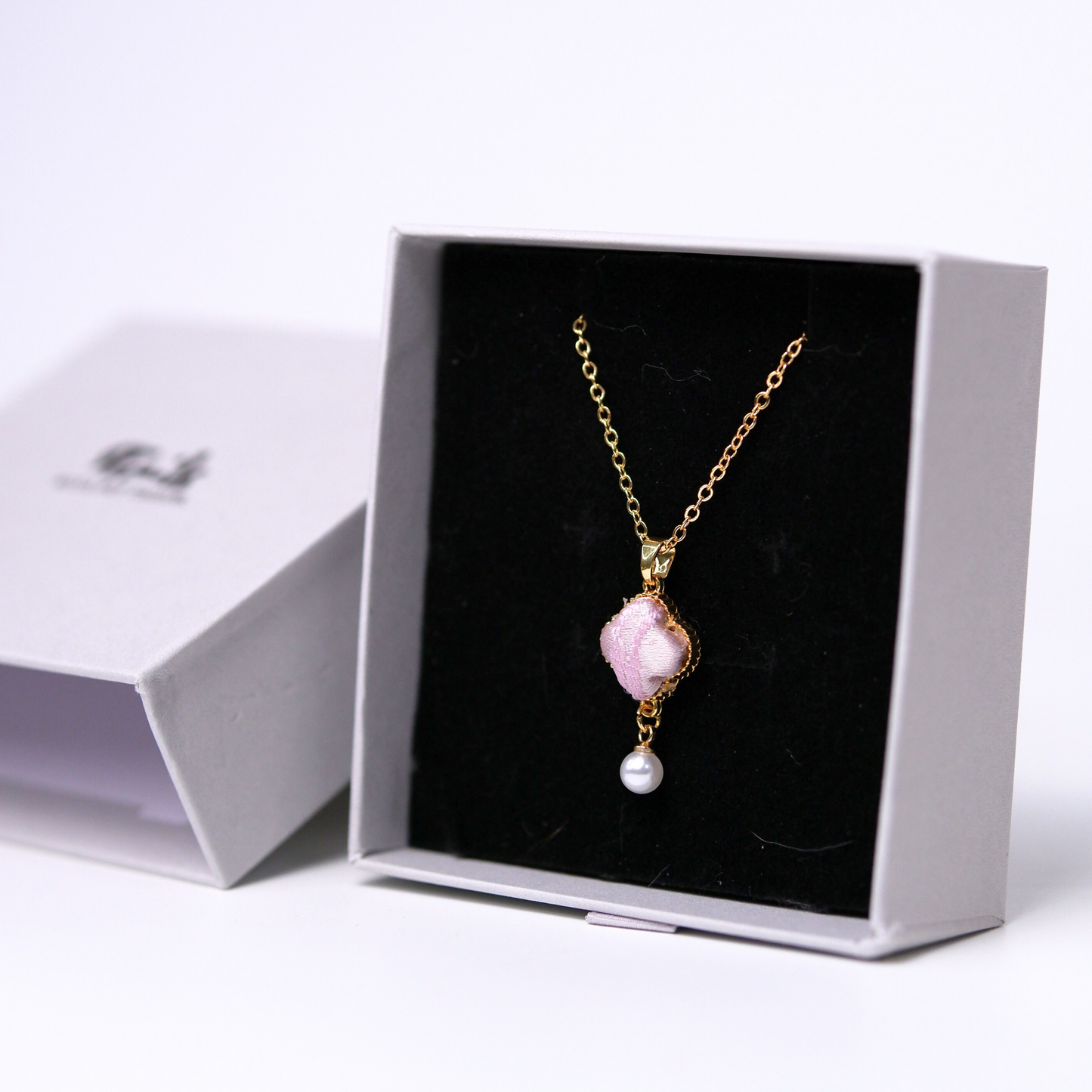 CalmCore™ · Blush Harmony | 绯安和序