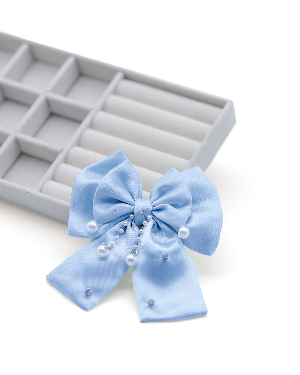 Bows · Blue Pearl Cascade